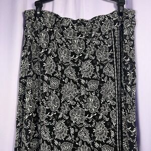 Liz Claiborne Black & White Floral Paisley Maxi Skirt Size PXL 16P Boho Grunge